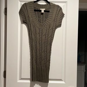 Short sleeve sweater dress